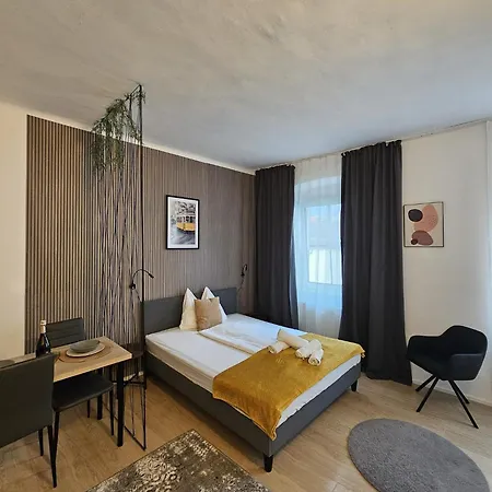 Bird 8 Klagenfurt am Woerthersee